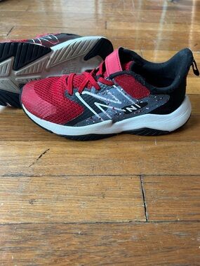 New Balance Kids Red and Black Sneakers with Gray Accents